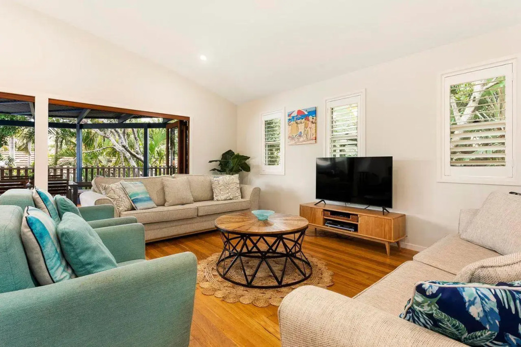 Beach House at Tallows - pet-friendly 4 BR retreat