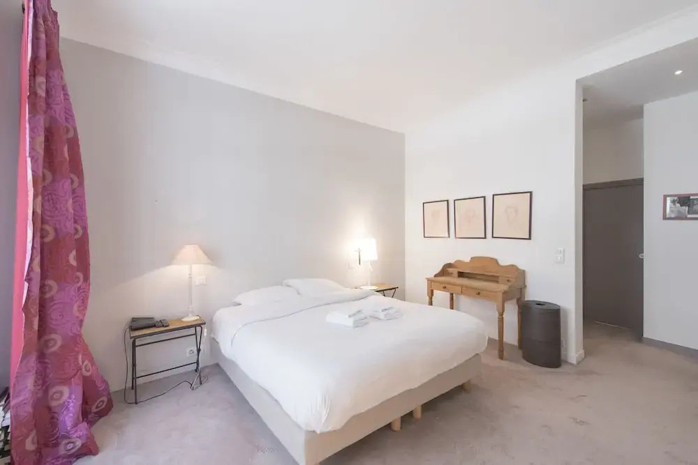 Timeless by Trocadero Gardens