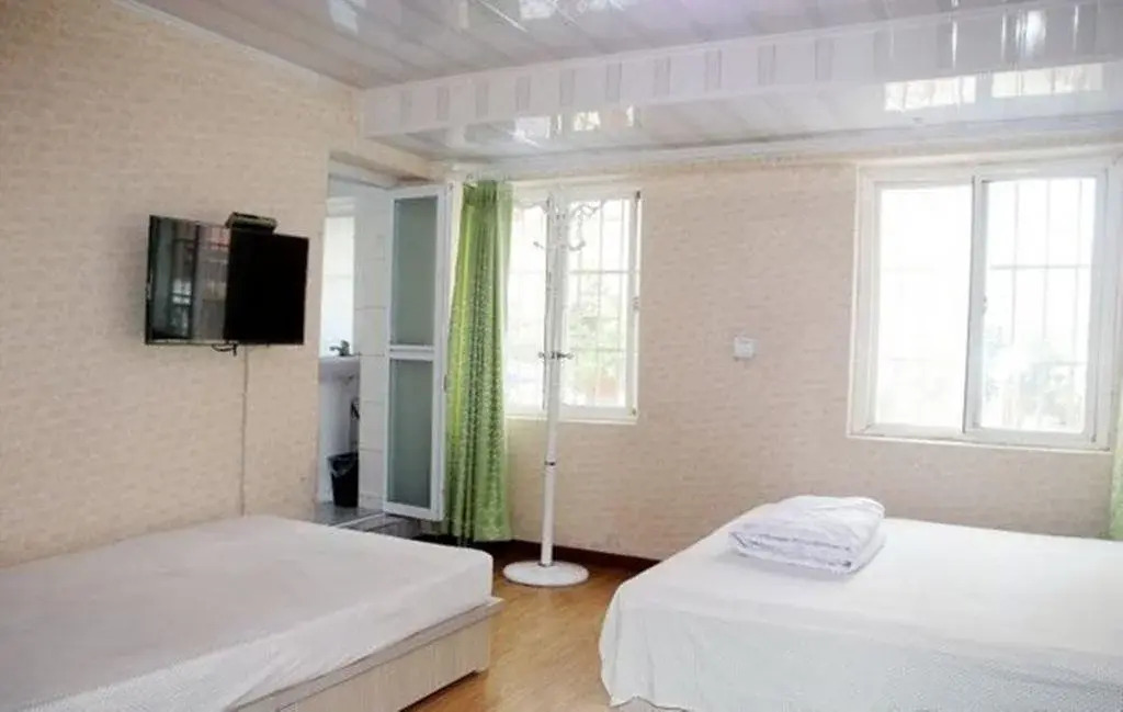 Island Hostel
