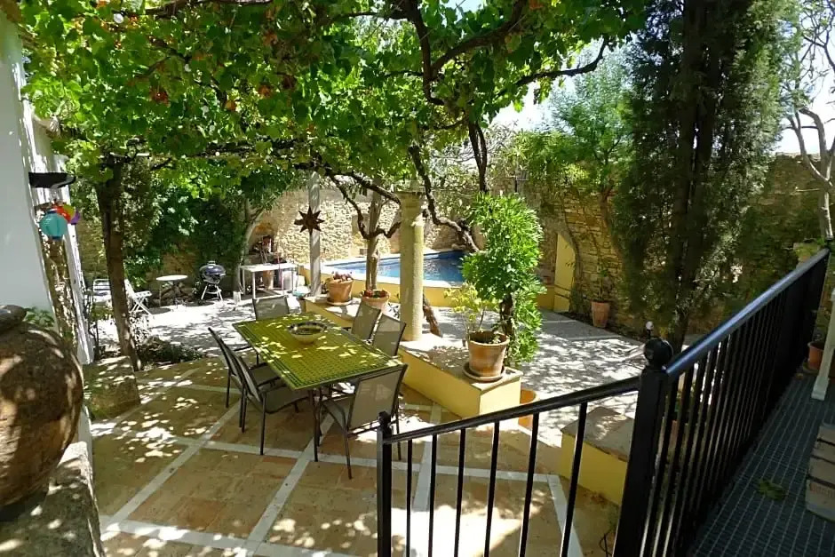 Salvatierra Guest House