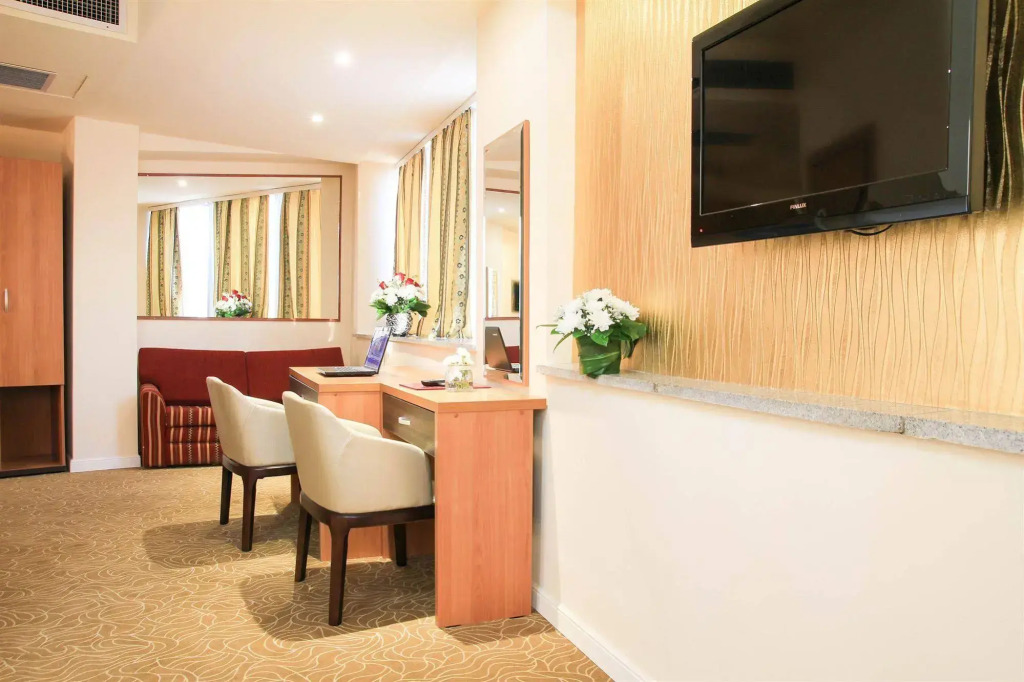 Lev Or Hotel