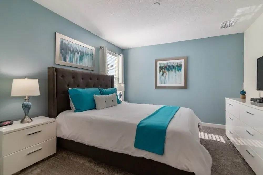 For Large Families 8 Bed With Movie Room! Home