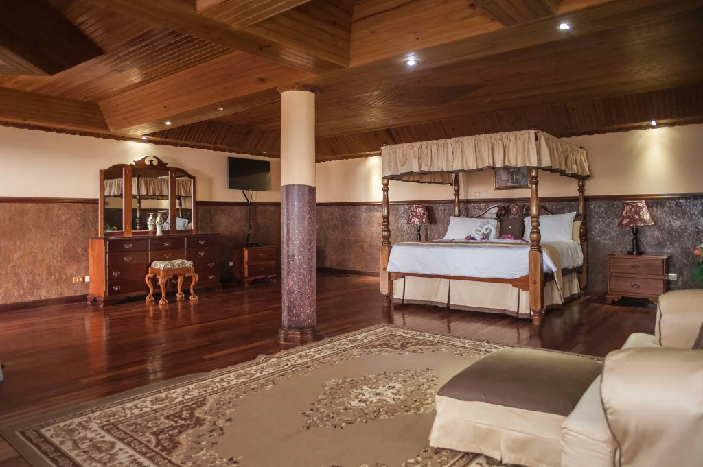 Clarridge Hall Guesthouse