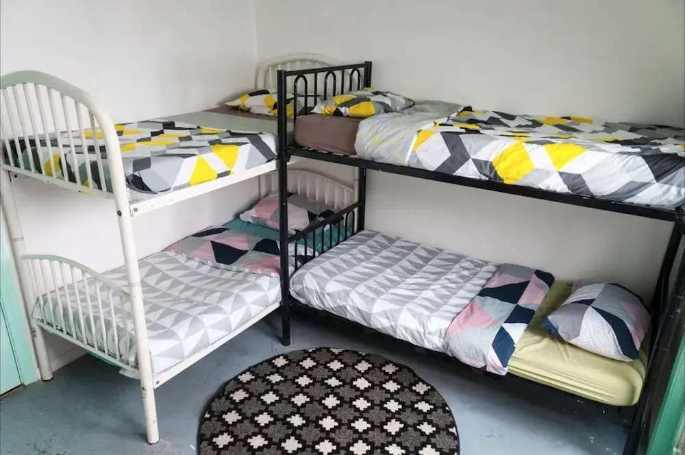 Balmain Backpackers