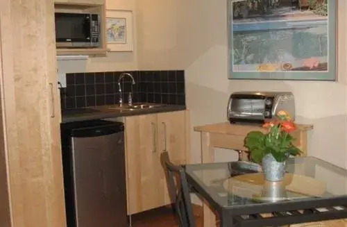 Cormier's Studio