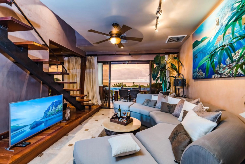 El Diria 302 Penthouse- 2 BR Ocean View Condo
