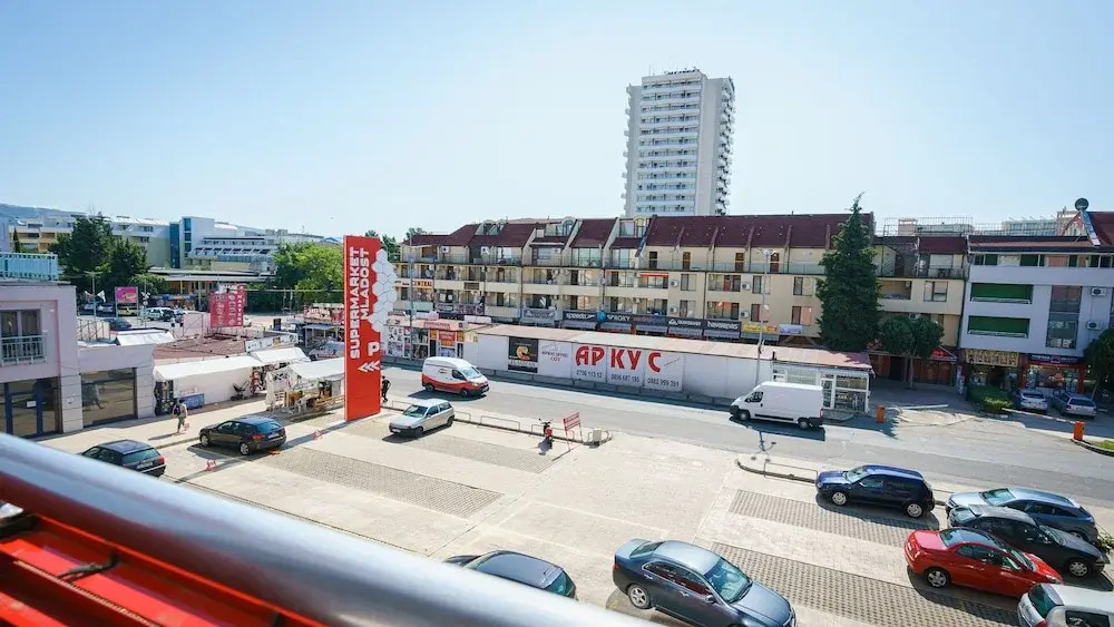 Hostel Coral City