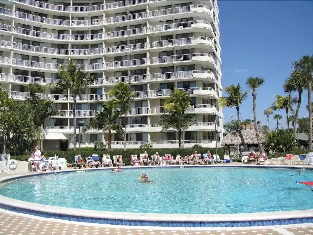 Southsea Tower Apartments, Marco Island