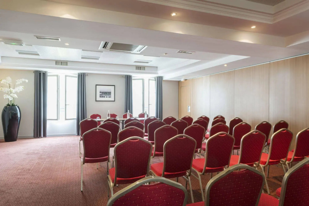 Le Plessis Grand Hotel