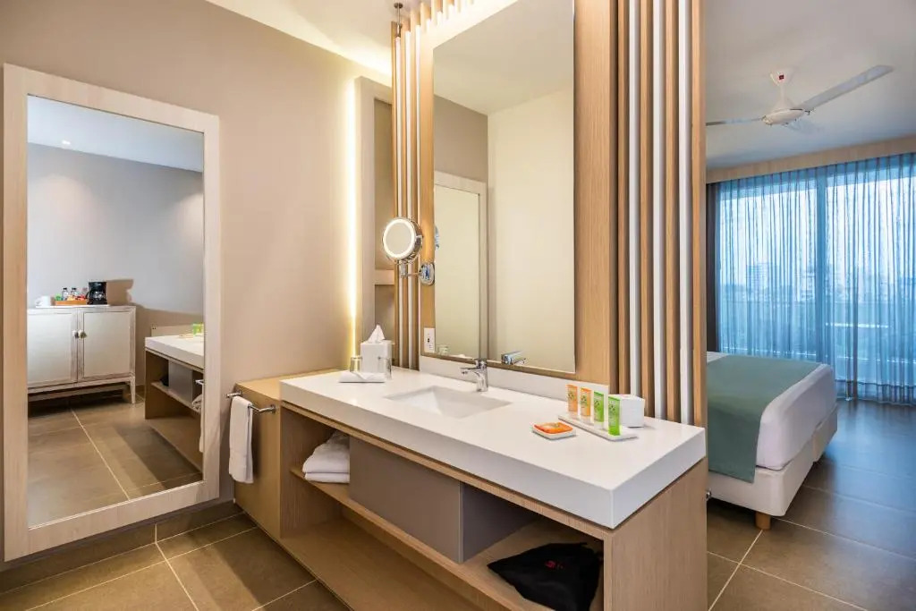 Hotel Irotama Lago