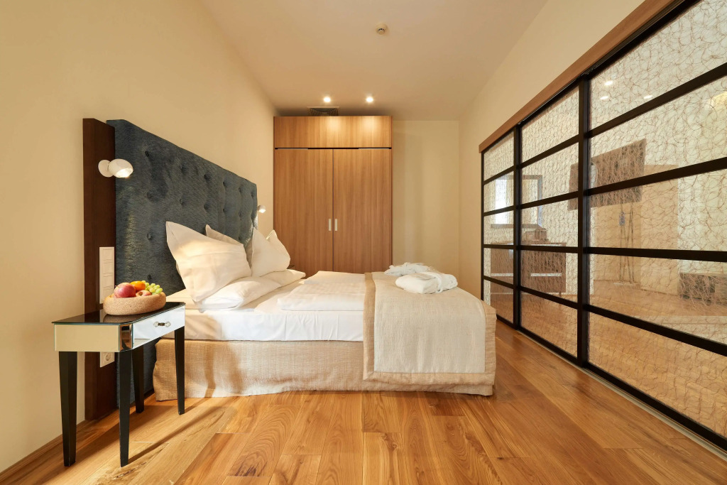 HiLight Suites Hotel