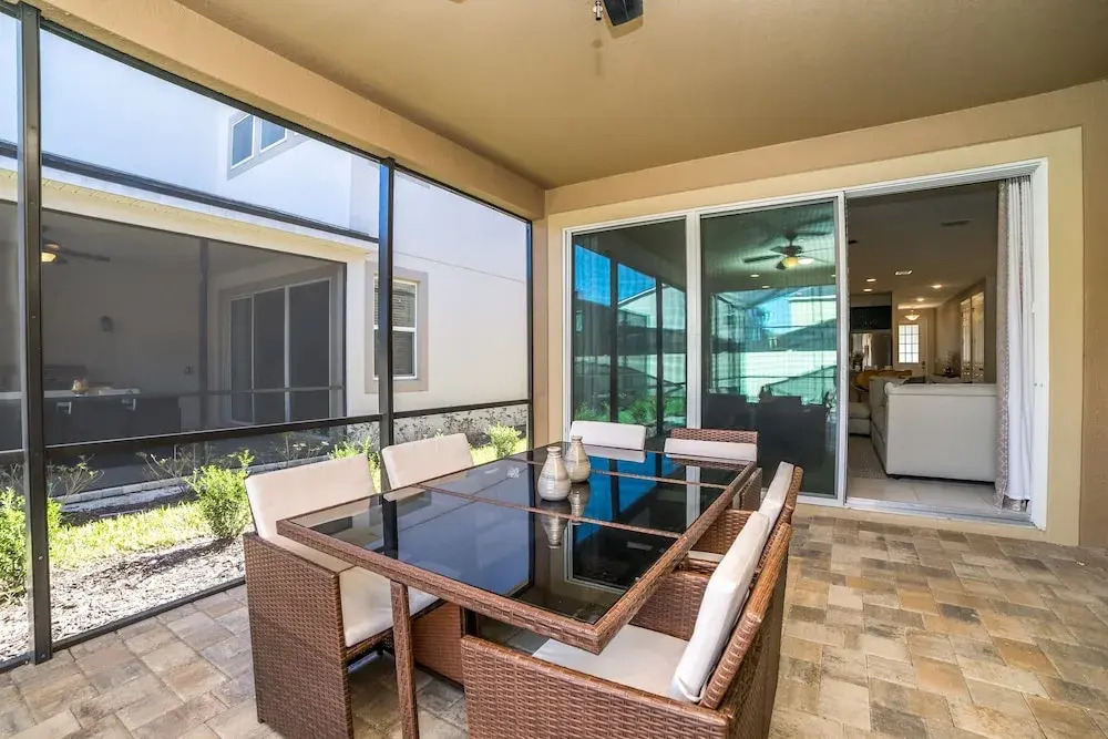 9009 Egret Mills Terrace