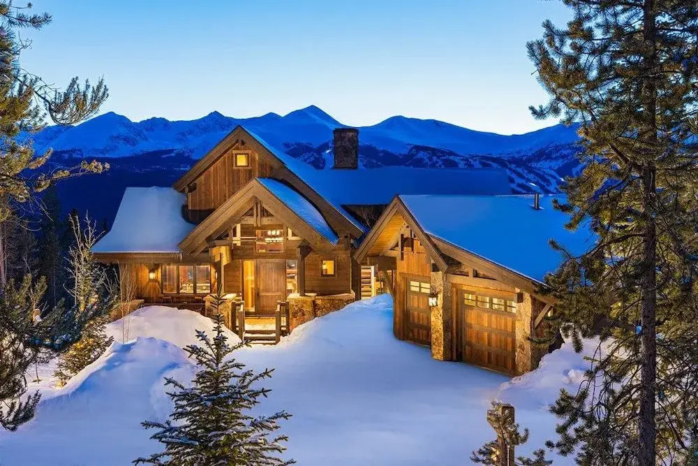 Three Sisters Lookout - Private Home by RedAwning