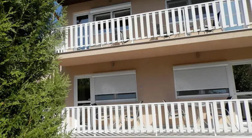 Apartman Virág
