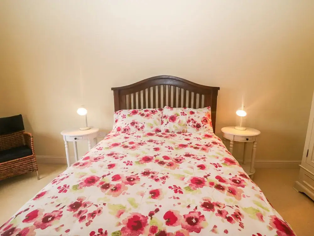 Apartment 16