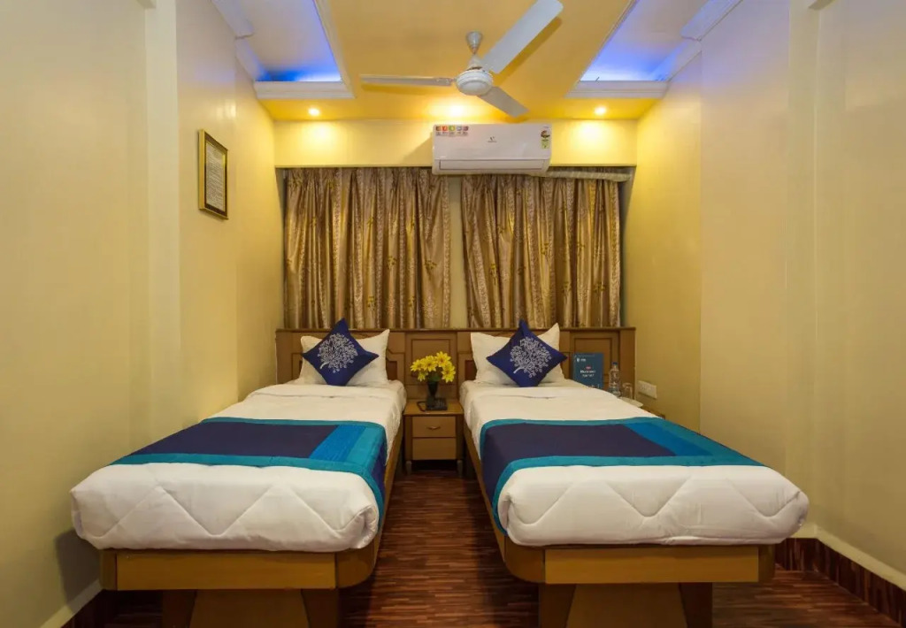 Hotel Padma Krishna