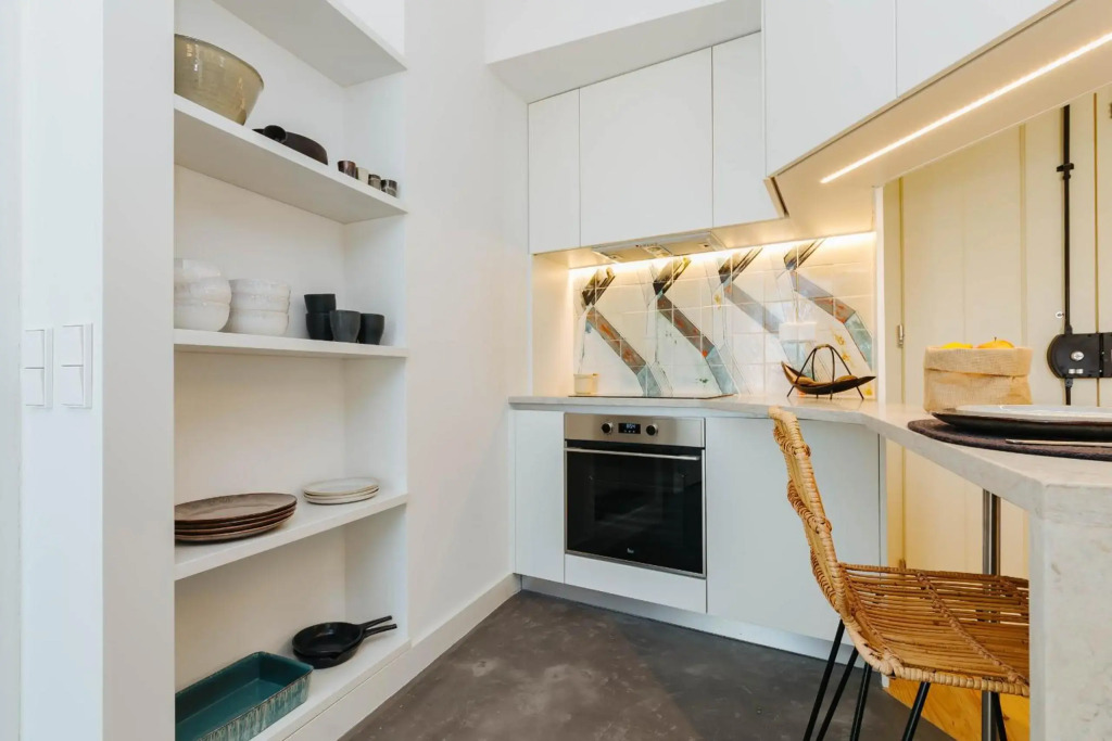 NEW Luxury 2 BDR apartment downtown!