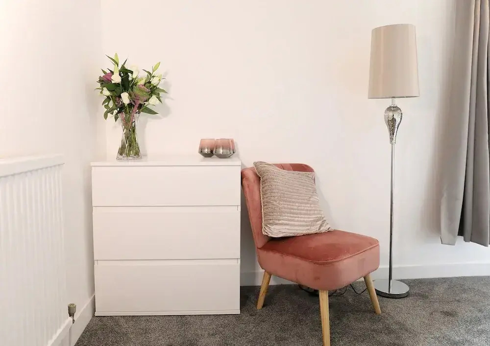 2 Bedroom City Centre House - Guest Homes!