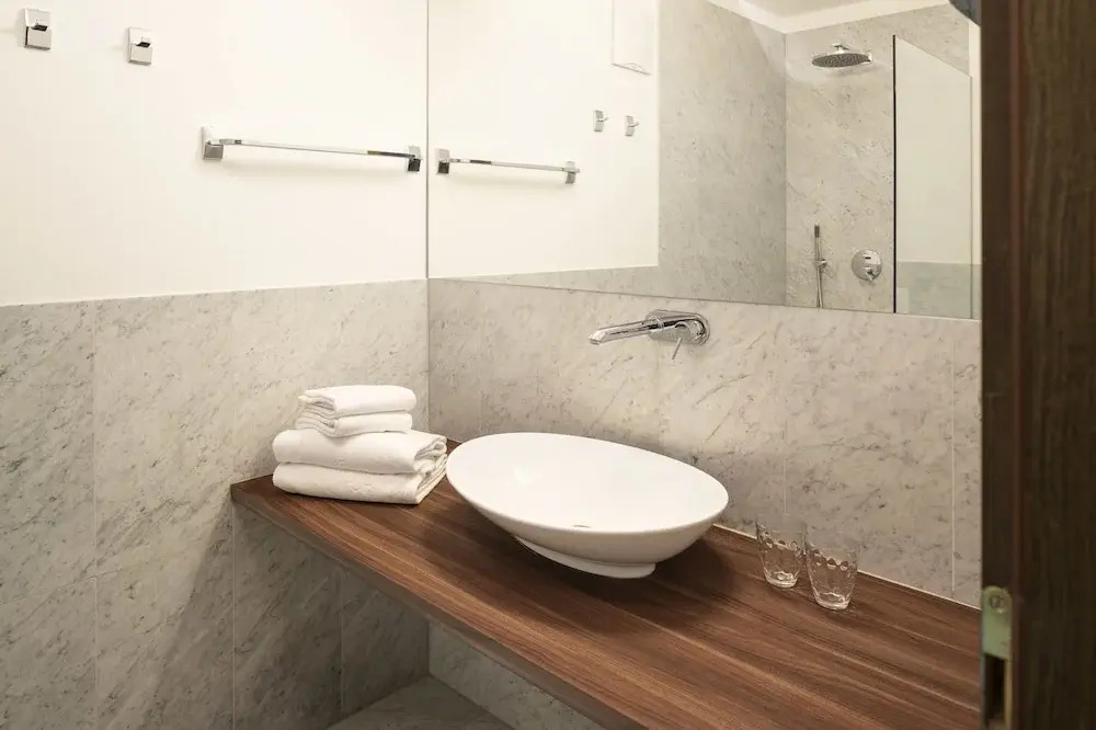 Paulus Apartments