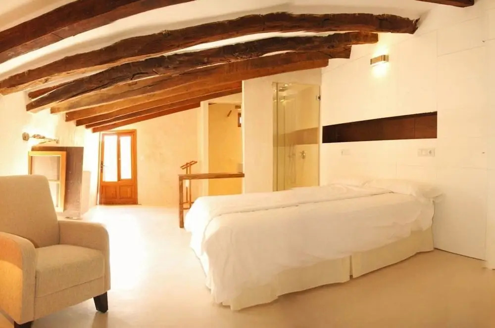Villa - 5 Bedrooms with Pool and WiFi - 103224