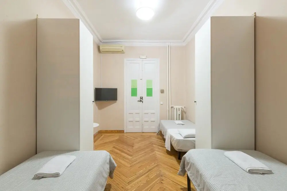 Rooms Arguelles 58