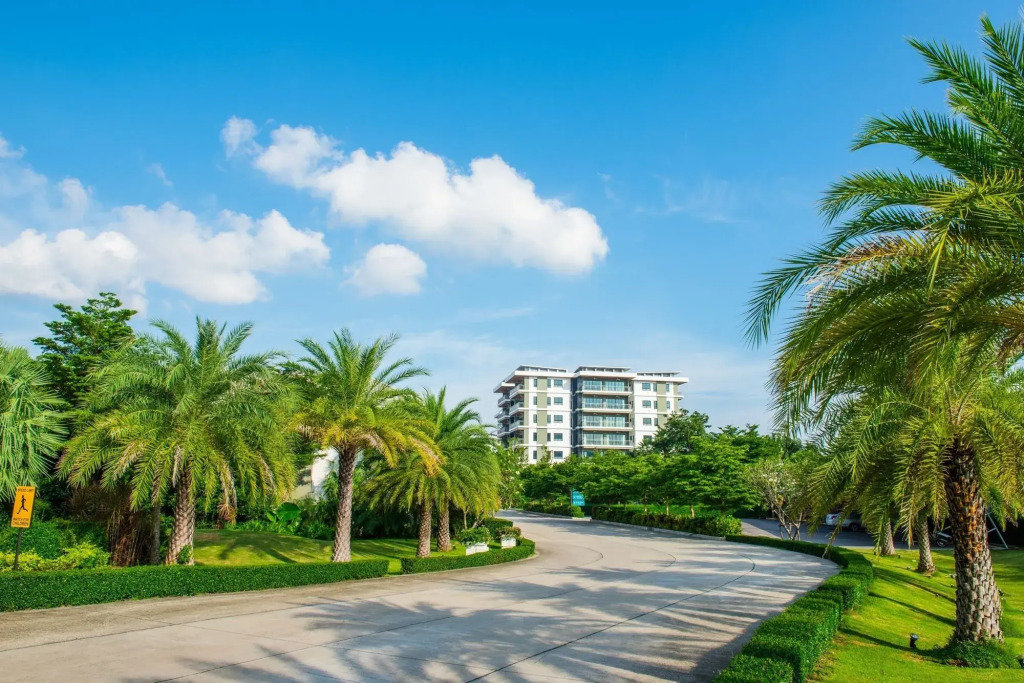 Chalong Miracle Lakeview