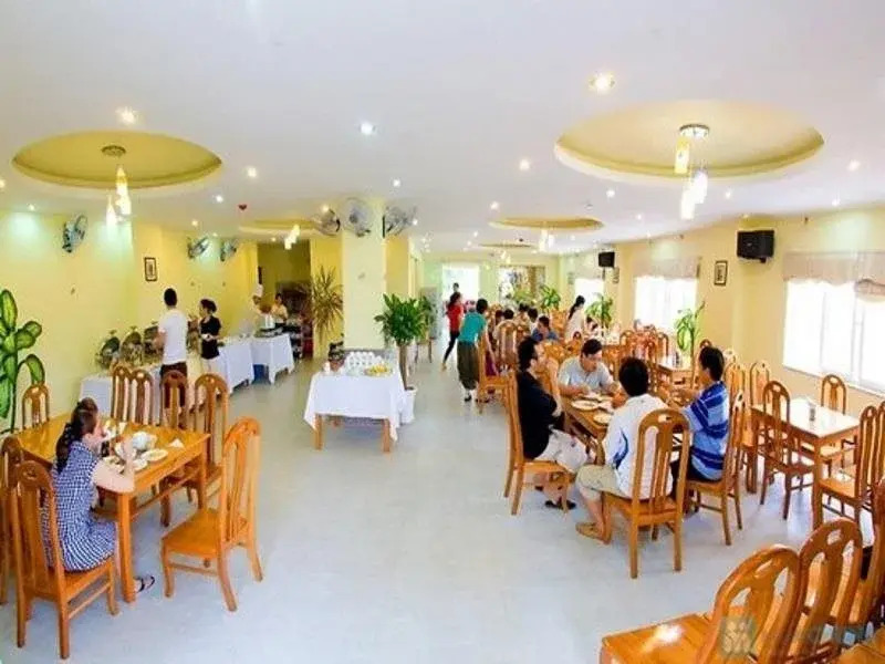 Nam Viet Hotel