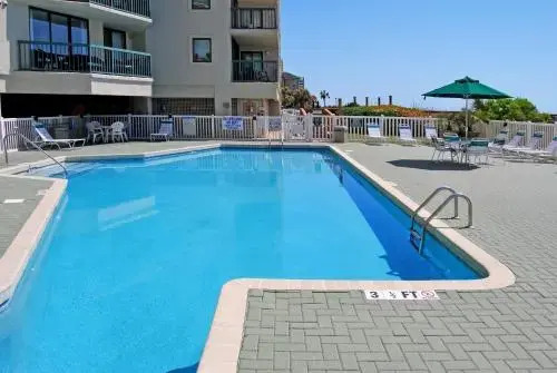 Ocean Bay Club 807 - Naturally beautiful unit with a recliner and indoor pool