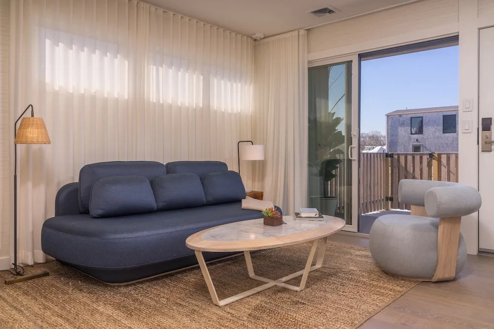 The Shoals Suites & Slips