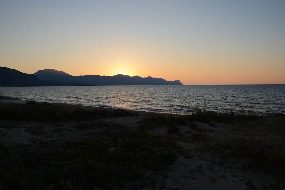 Dune Home, Beachfront Home With Three Bedrooms 9 PAX