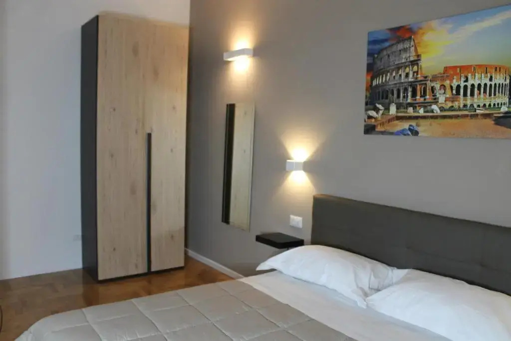Roma suite Piramide