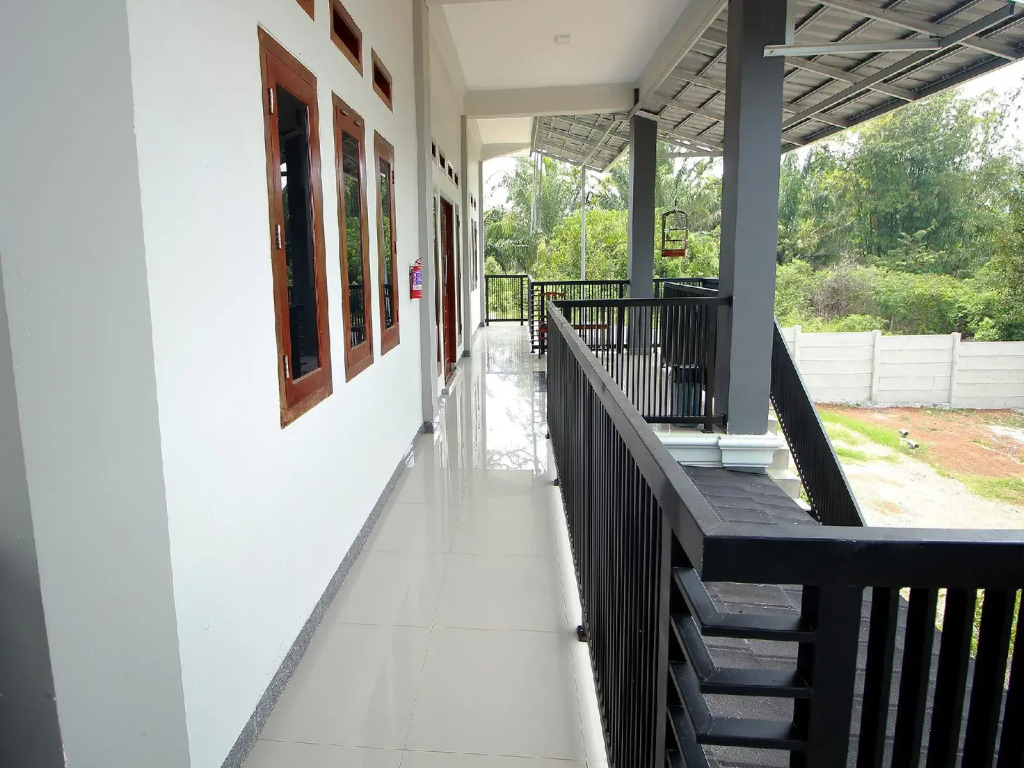 Super Oyo 2400 Maleo Exclusive Residence