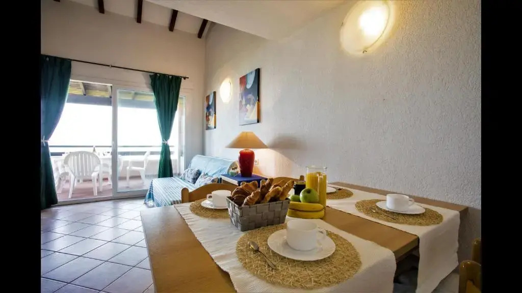 Studio apartment on the sea for couples or families