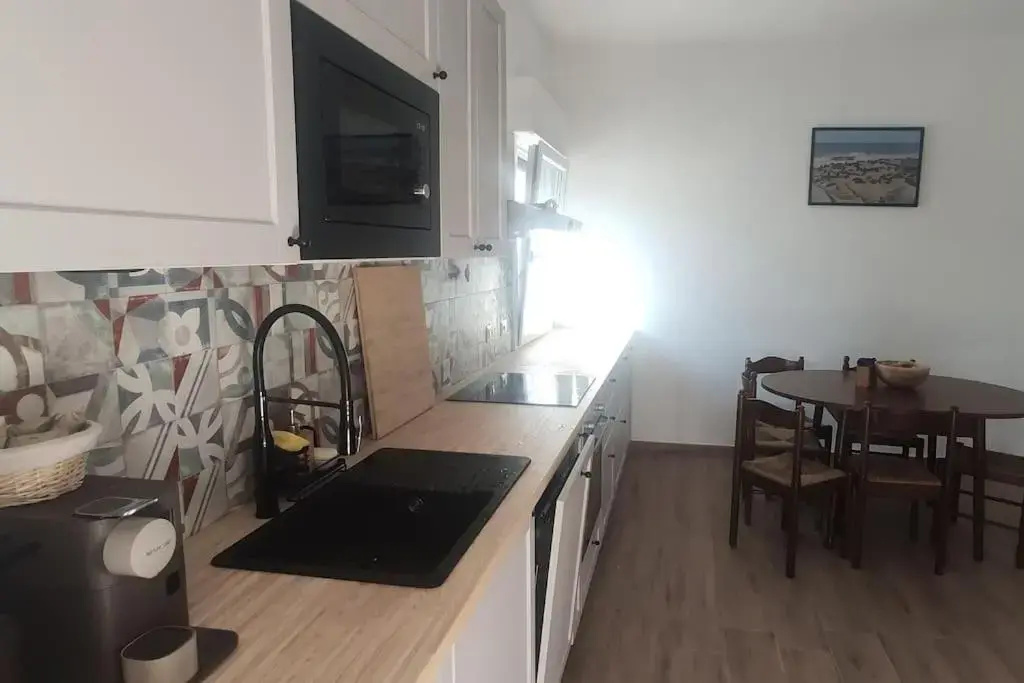 Seaside Villa with Hot Tub, 5mins walk from the sea