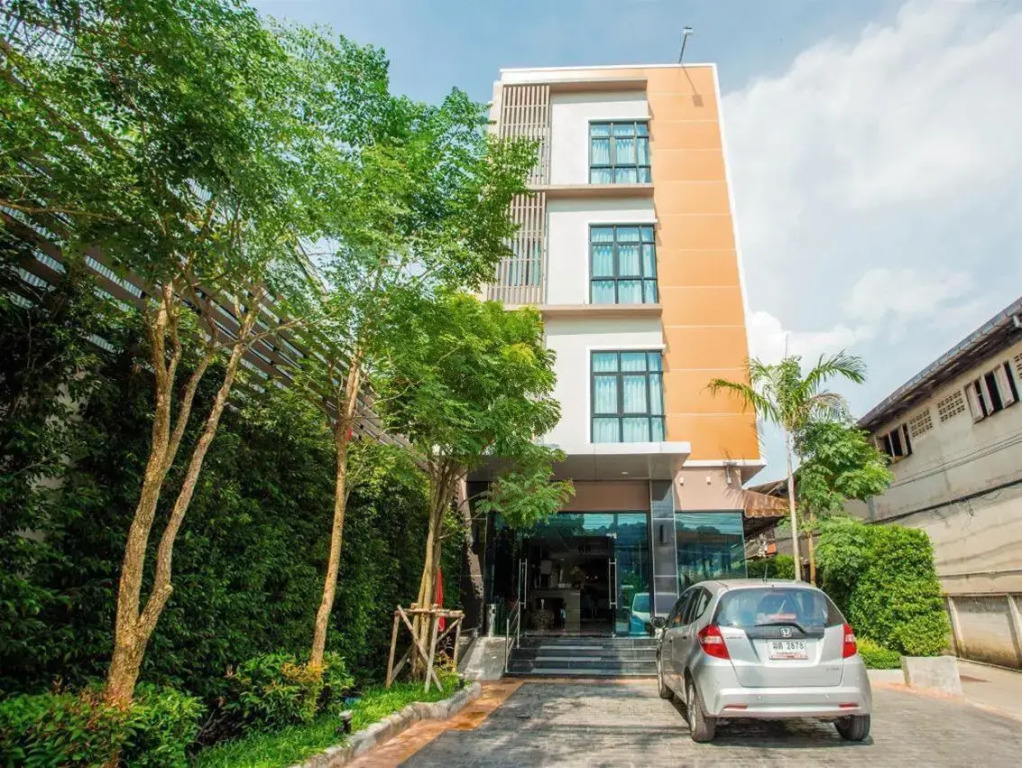 The one boutique hotel