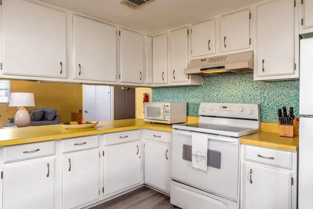 Casa Azul - 315 Port Royal 3 Bedroom Home by RedAwning