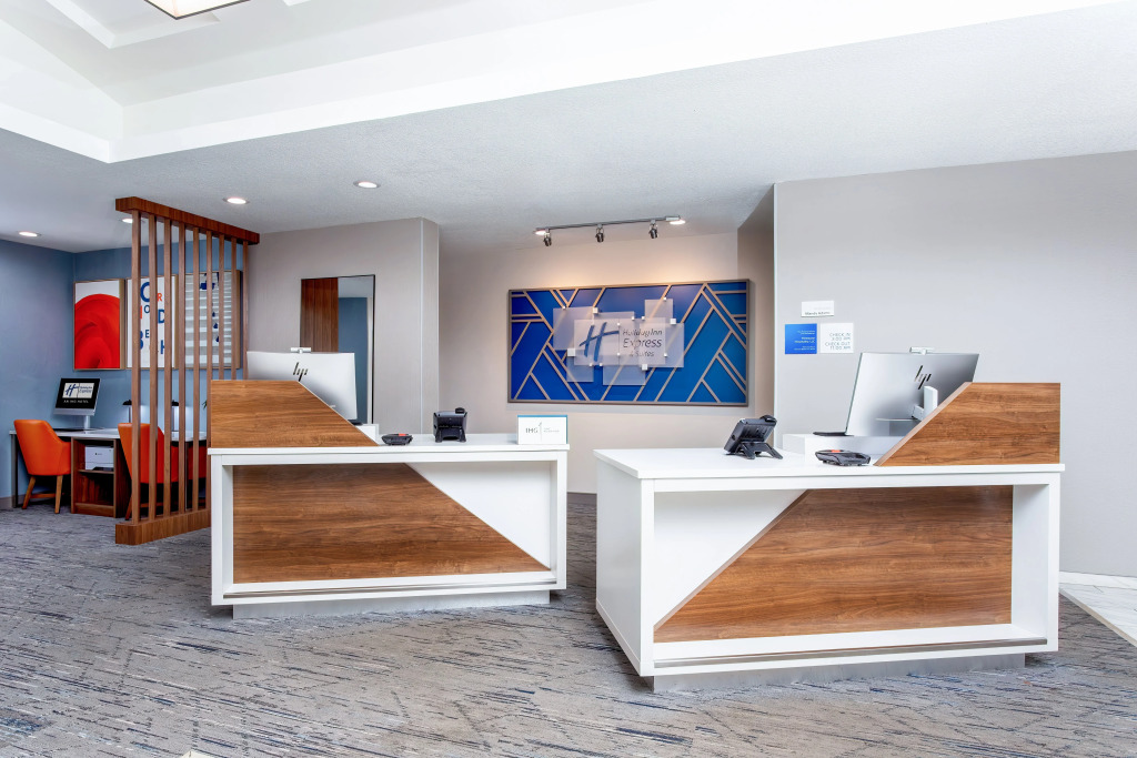 Holiday Inn Express & Suites Ormond Beach - North Daytona by IHG