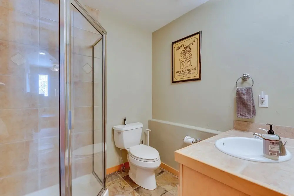 Airy Winter Park Gem w/ Private Outdoor Hot Tub!