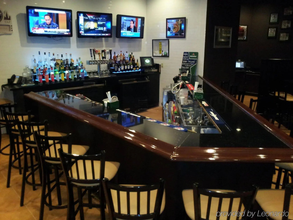 Holiday Inn St. Louis Airport West Earth City by IHG