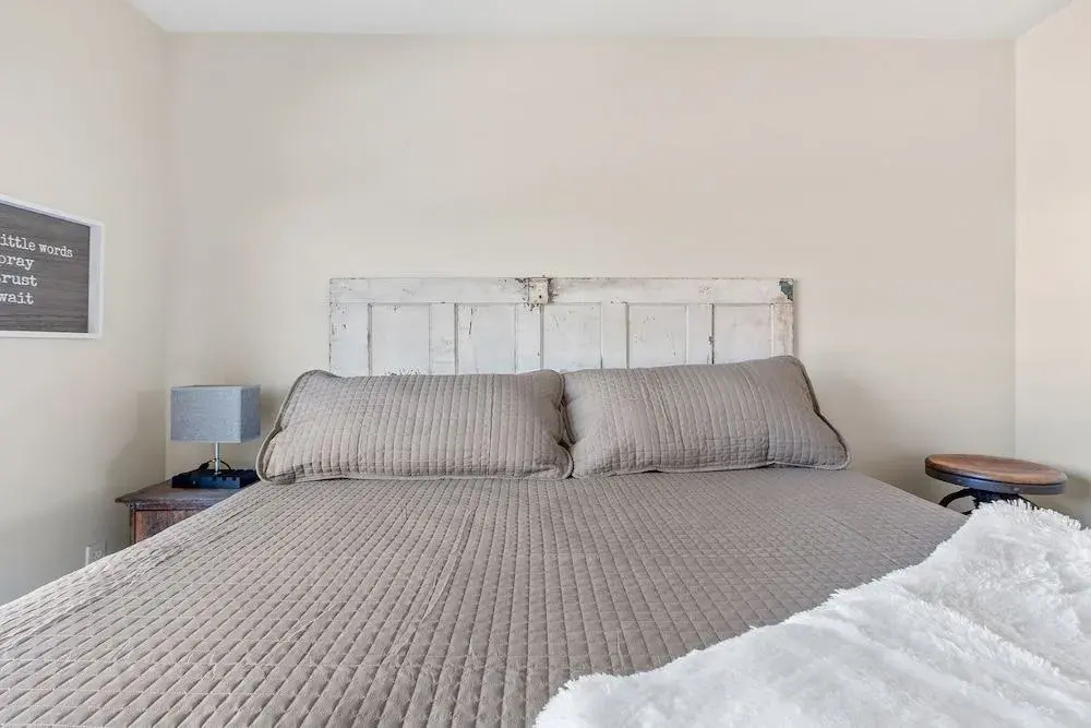 Opals Retreat - Pet Friendly 2 Bedroom Cottage by Redawning