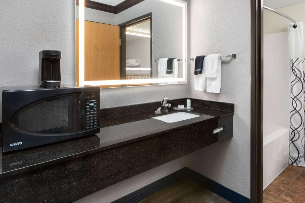 AmericInn by Wyndham Wabasha