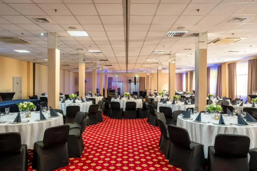 Hotel500 Tarnowo Podgorne