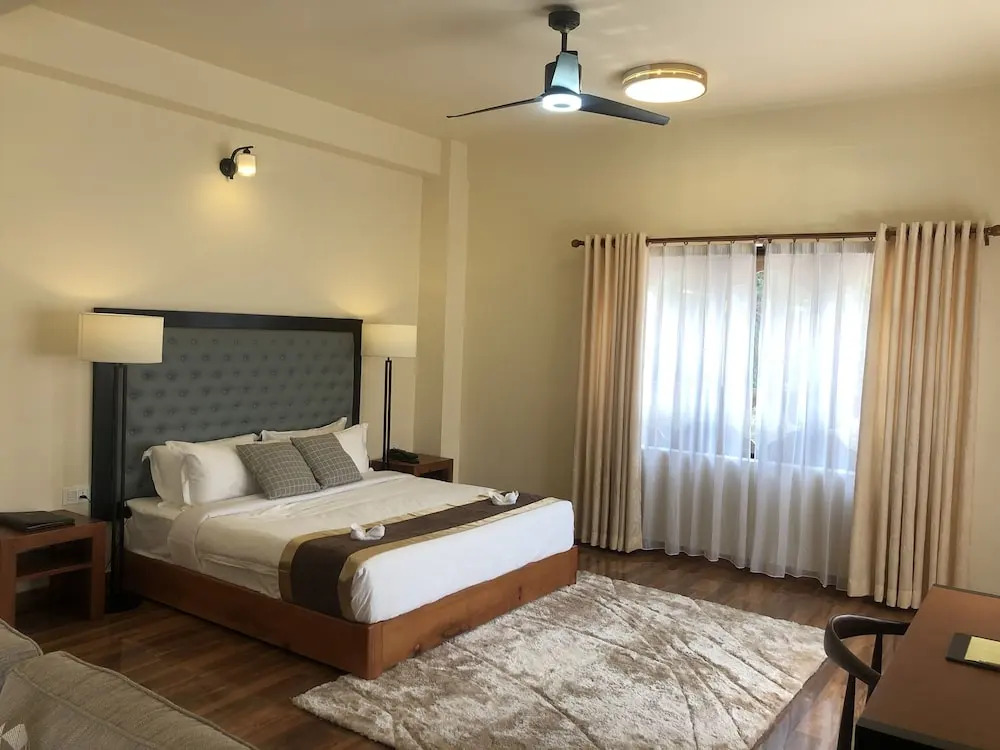 Legphel Hotel