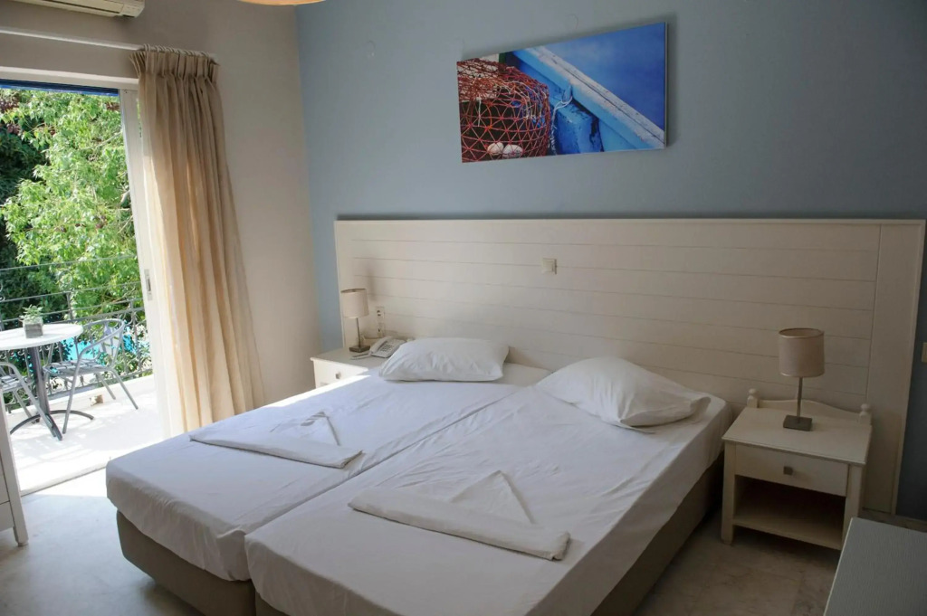 Kalydna Island Hotel