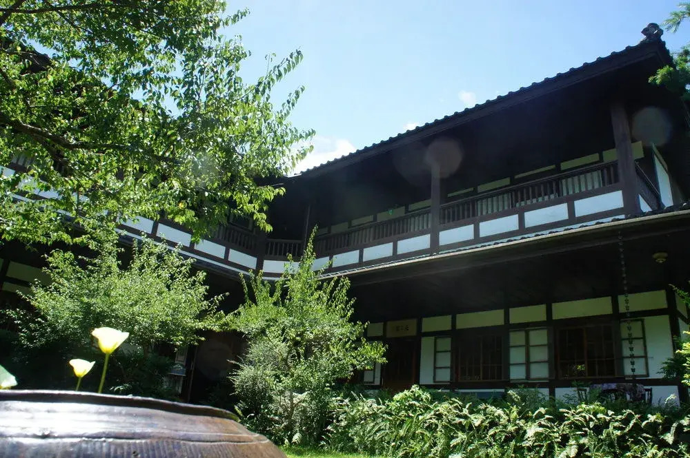 Old Five Guesthouse