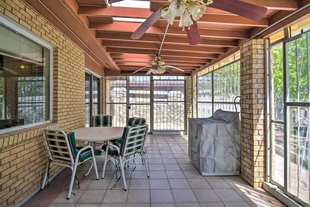 El Paso Home < 1 Mi to Lone Star Golf Club!