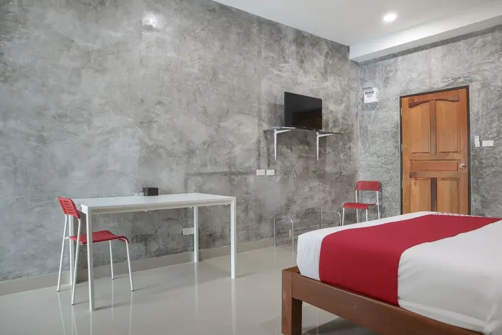OYO 958 The Airport Residence