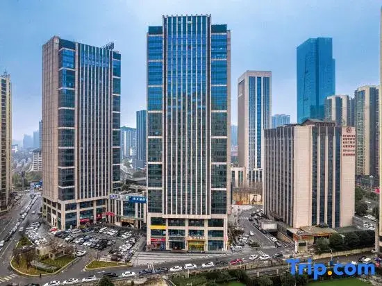 Chaoman Hotel (Guiyang North Railway Station Guanshanhu Exhibition City Branch)