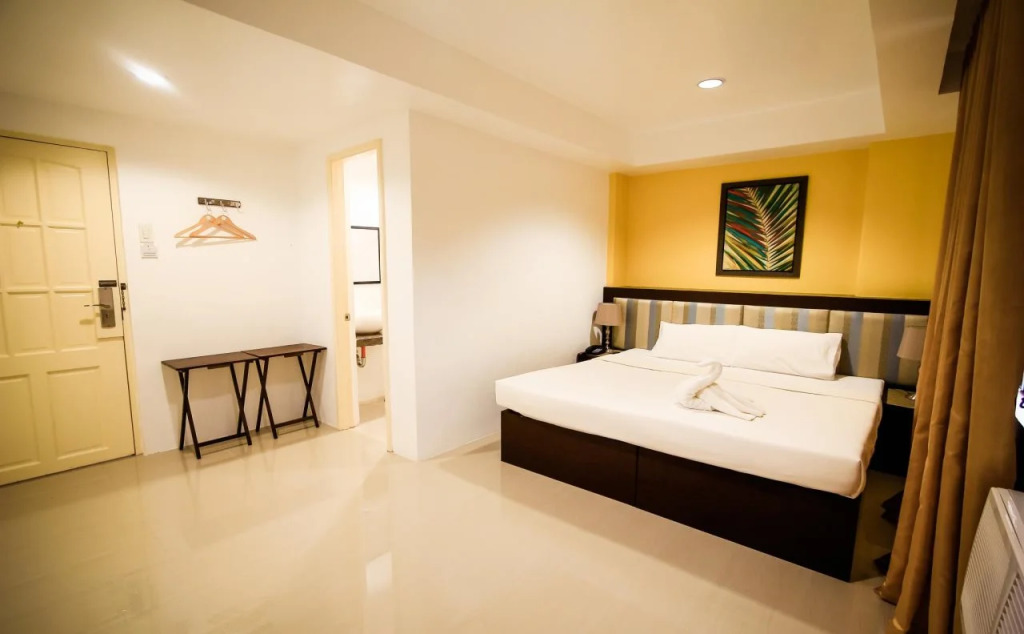Islands Hotel