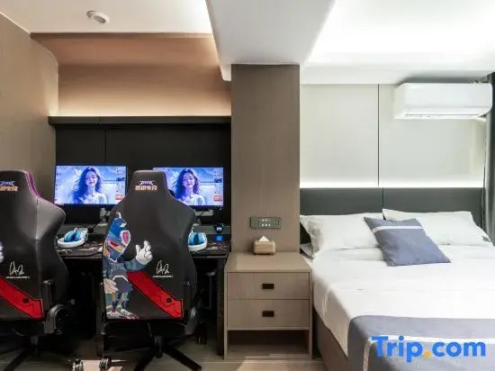 Jiaqi Electric Sports Hotel (Shenyang Forbidden City Branch)